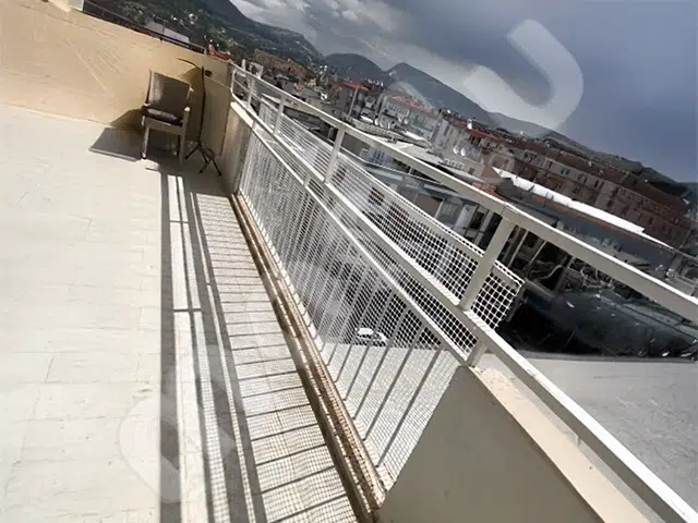 Plastik Dekoratif Bahçe Çiti - 10 mm Göz Aralıklı - Beyaz Renk - Balkon ve Kedi Filesi 4 Morilu Beyaz 10mm Duz Plastik Cit4 kopya 1