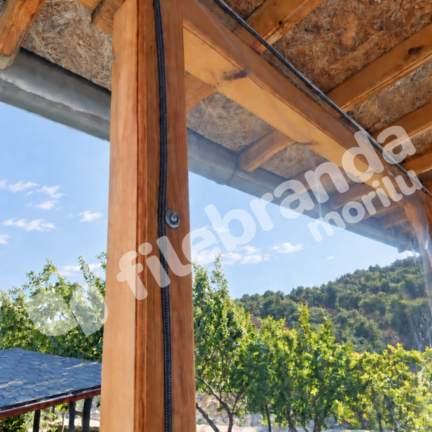 Model 2 – Kenarı Halatlı Kuşgözlü Şeffaf Branda (0.8 mm) 7 Kuşgözlü şeffaf balkon brandası