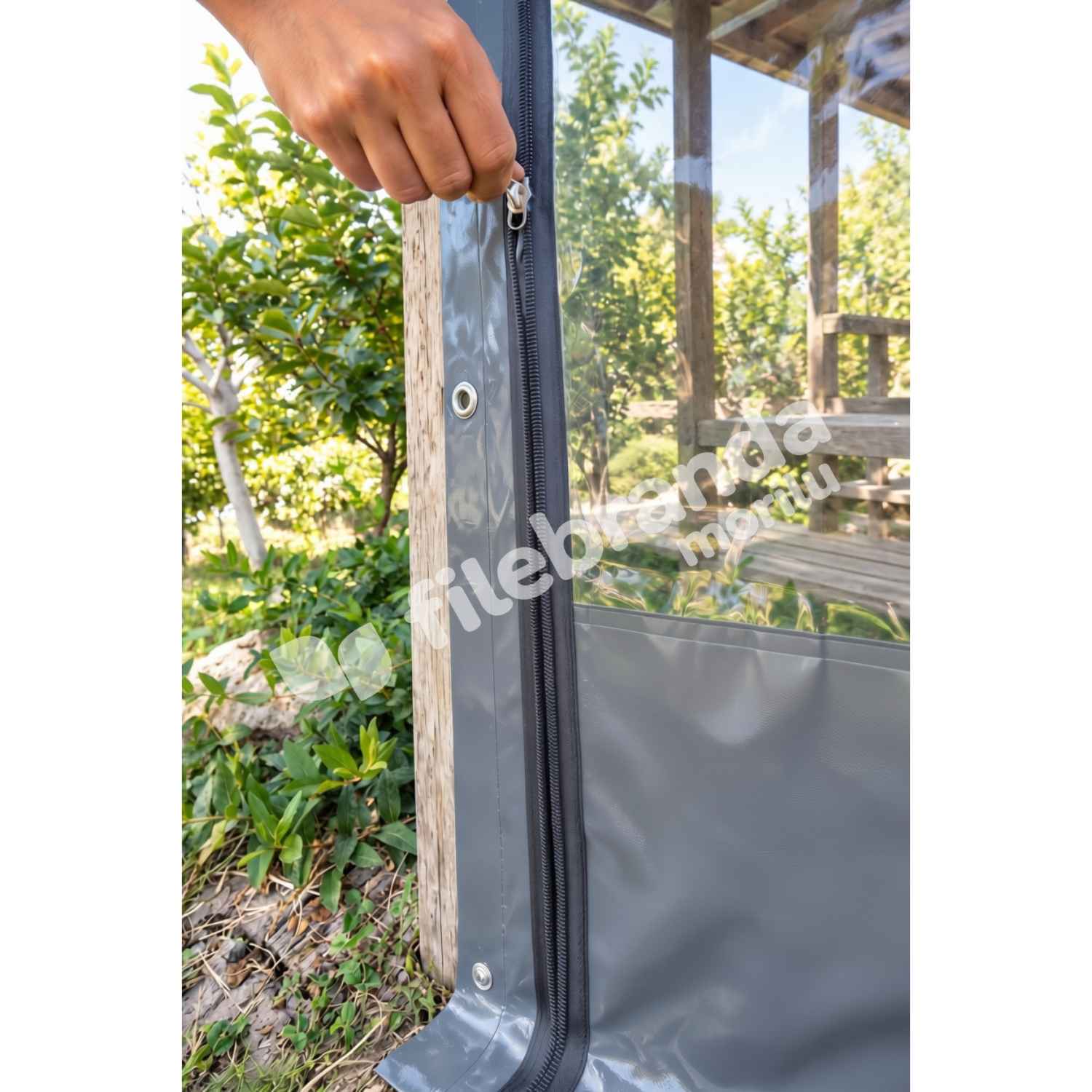 Model 9 – Fermuarlı Ortası Şeffaf Kamelya Brandası – Gri Polyesterli (0.8 mm) 5 Model 9 – Fermuarlı Ortası Şeffaf Kamelya Brandası – Gri Polyesterli (0.8 mm) - Görsel 5